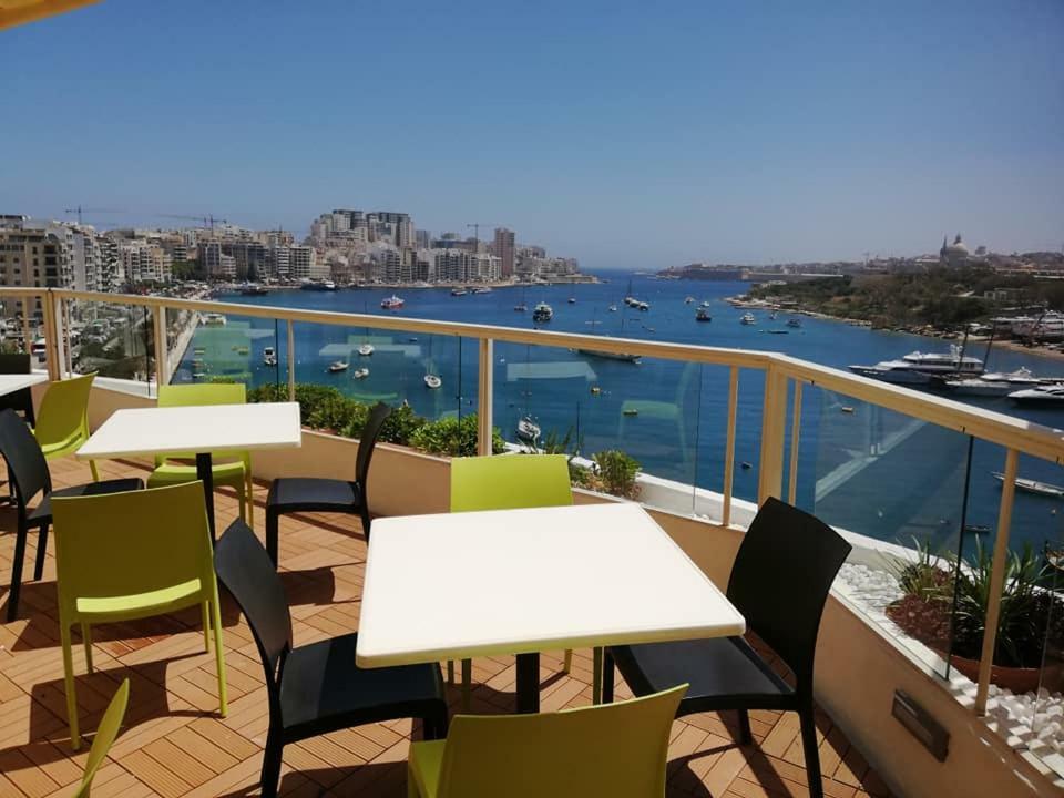 Hotel Kennedy Nova Gzira Luaran gambar